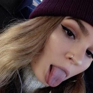 Meet your Posher, Kaitlyn